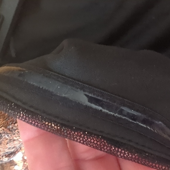 Like new gold-ish fancy dress - Picture 4 of 5